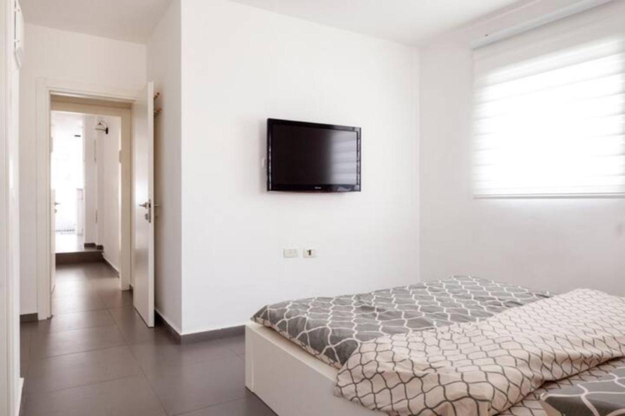 Oַ&O Group-Amazing Apt Bat-Yam 3 Min Walk To Beach Bat Yam Exterior foto
